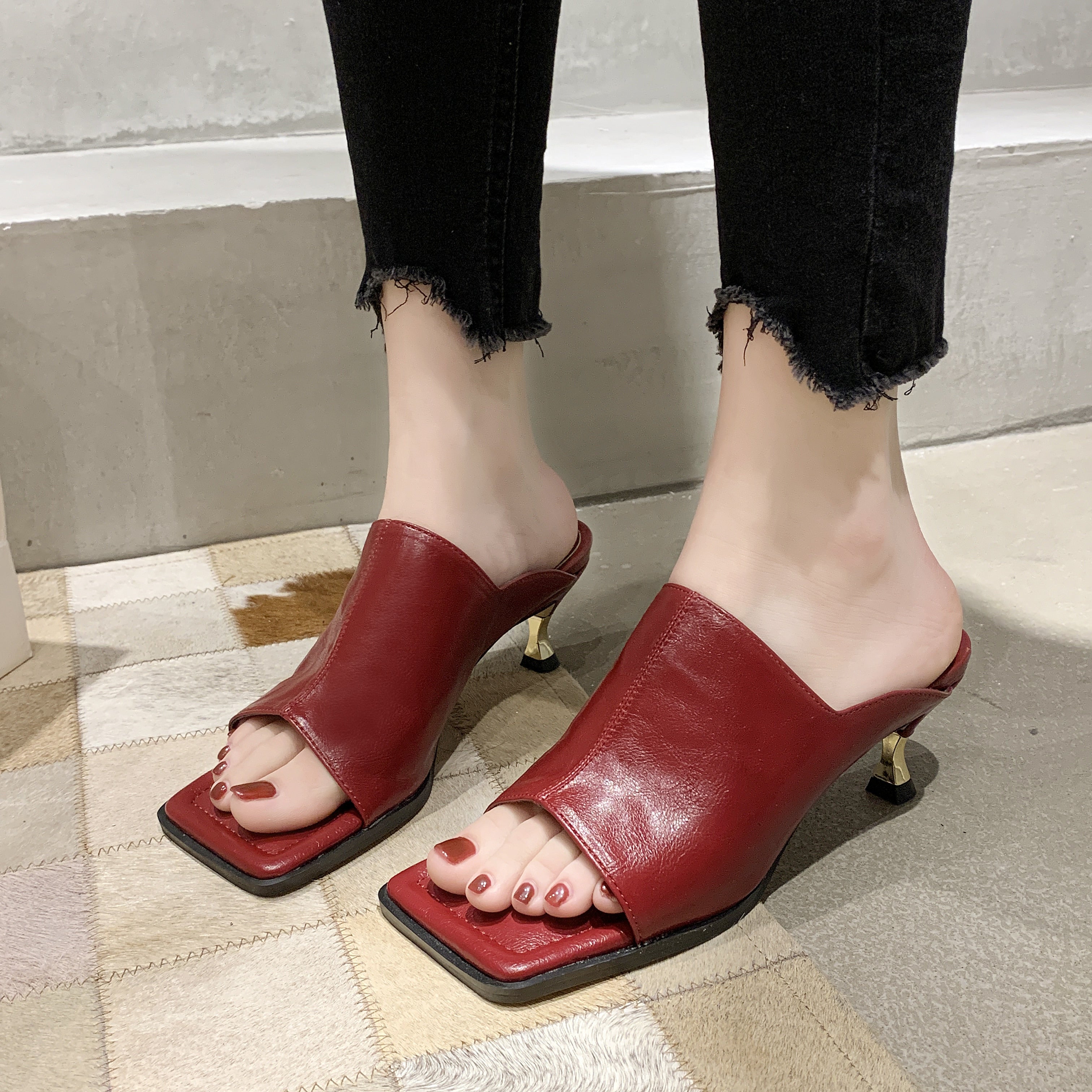 Hot Clip-on Square Toe High Heels Sandals Women Sexy Party Slippers Women Flip Flops Shoes Woman Zapatos De Mujer