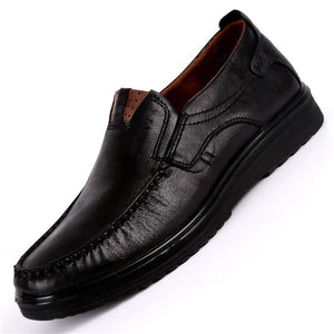2018 New Comfortable Mens Casual Shoes Hot Sale Loafers Men Shoes Quality Leather Shoes Men Flats Moccasins Shoes Big Size 38-48