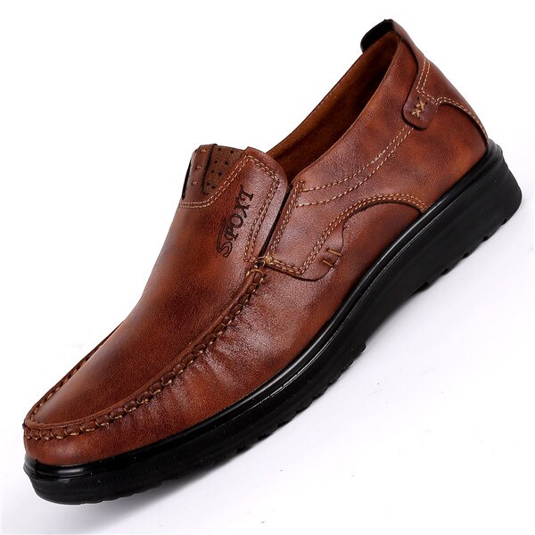 2018 New Comfortable Mens Casual Shoes Hot Sale Loafers Men Shoes Quality Leather Shoes Men Flats Moccasins Shoes Big Size 38-48