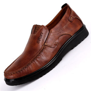 2018 New Comfortable Mens Casual Shoes Hot Sale Loafers Men Shoes Quality Leather Shoes Men Flats Moccasins Shoes Big Size 38-48