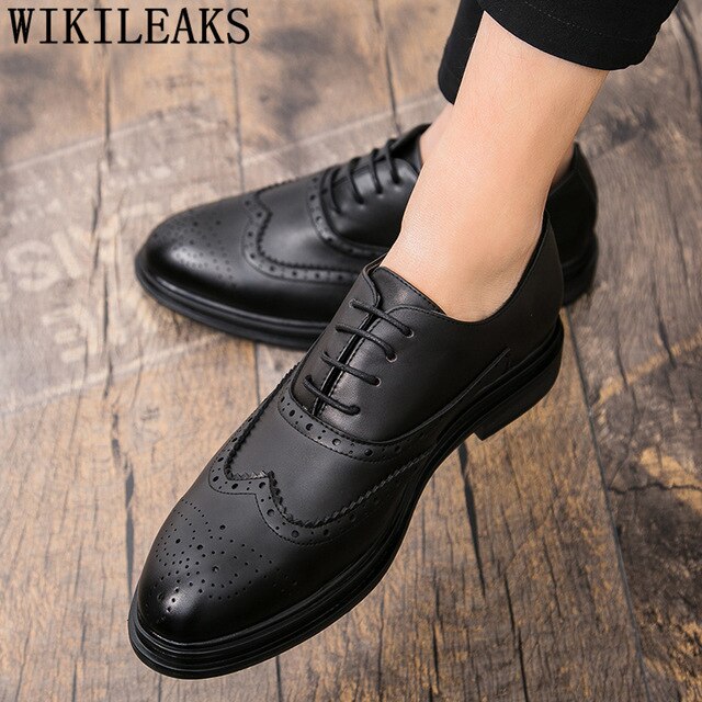 Brogue Shoes Men Classic Brown Dress Designer Men Crocodile Shoes Black Dress Coiffeur Italian Shoes Men Formal Ayakkabi Erkek
