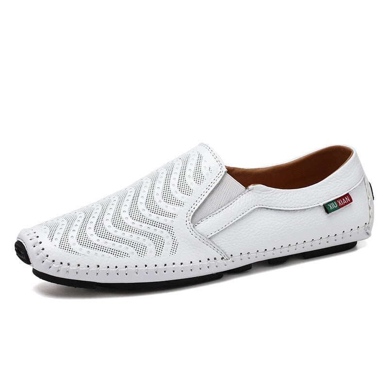 2020 Genuine Leather Shoes Men Loafers Slip-on Men Casual Shoes Flat Cow Leather Male Driving Footwear Black White KA2401