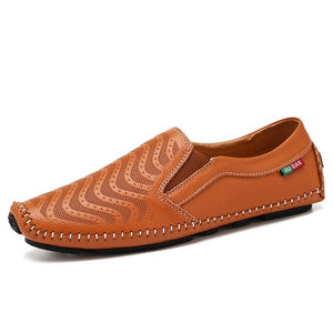 2020 Genuine Leather Shoes Men Loafers Slip-on Men Casual Shoes Flat Cow Leather Male Driving Footwear Black White KA2401