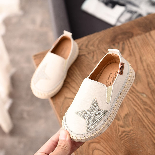 2020 New Kids Girls Fashionable Board Shoes Children's Pu Leather Loafers Toddler Girls Flats Shoes Soft Moccasins Princess