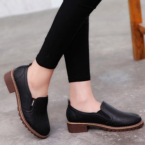 2019 new fashion Women Flat Shoes Round Toe Lace-Up Oxford Shoes Woman brogue casual shoes free shipping hjm89
